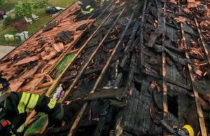 Casciago (Varese): edificio va a fuoco, situazione sotto controllo