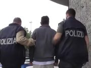 Traffico di esseri umani sul valico di Tresa: arrestati sette turchi e un italiano
