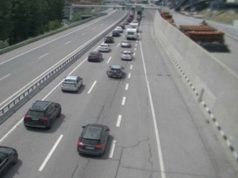 Traffico di rientro, al San Gottardo autostradale per un’oretta s’aspetta