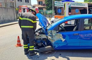 Cassina Rizzardi (Como), camion contro auto: un uomo in ospedale
