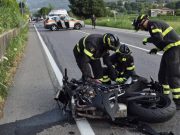 Montorfano (Como): schianto contro furgone, muore un motociclista