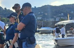 “Taxi-boat” lariani, giro di vite ai “buttadentro”: nove denunciati