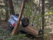 Nächtlicher Horrorsturz: 18-jähriger Neulenker stürzt 40 Meter in die Tiefe und haut einfach ab