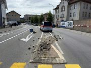 Nackte Lenkerin rast in Menziken durch mehrere Kollisionen: Passanten stoppen Irrfahrt
