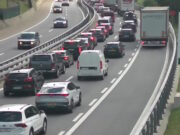 Ondata di vetturali in direzione sud, al San Gottardo code in doppia cifra