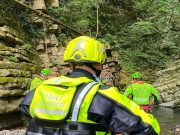 Argegno (Como), si sporge e precipita nel torrente: 20enne muore sul colpo