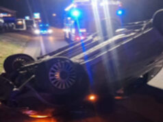 Brebbia (Varese): auto si ribalta nella notte, 22enne ferita ma non grave