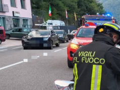 Laglio (Como), collisione auto-moto: uomo in ospedale, se la caverà