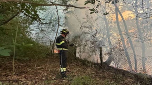 leggiuno-incendio-010726-00001