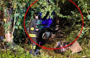 Lurago d’Erba (Como): auto fuori strada nella notte, tre giovani in ospedale